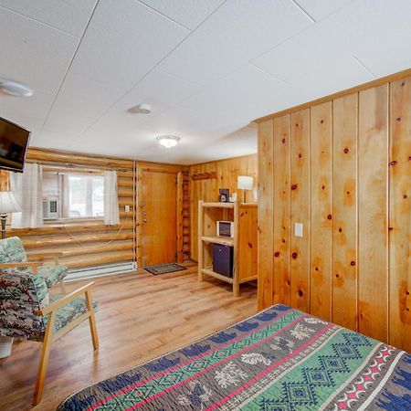 Sportsman'S Lodge エニス エクステリア 写真