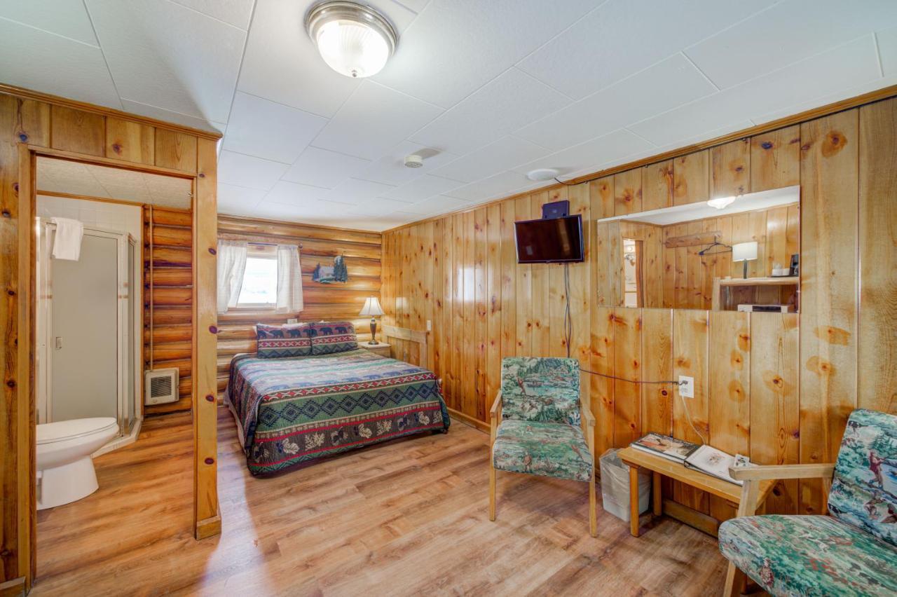 Sportsman'S Lodge エニス エクステリア 写真