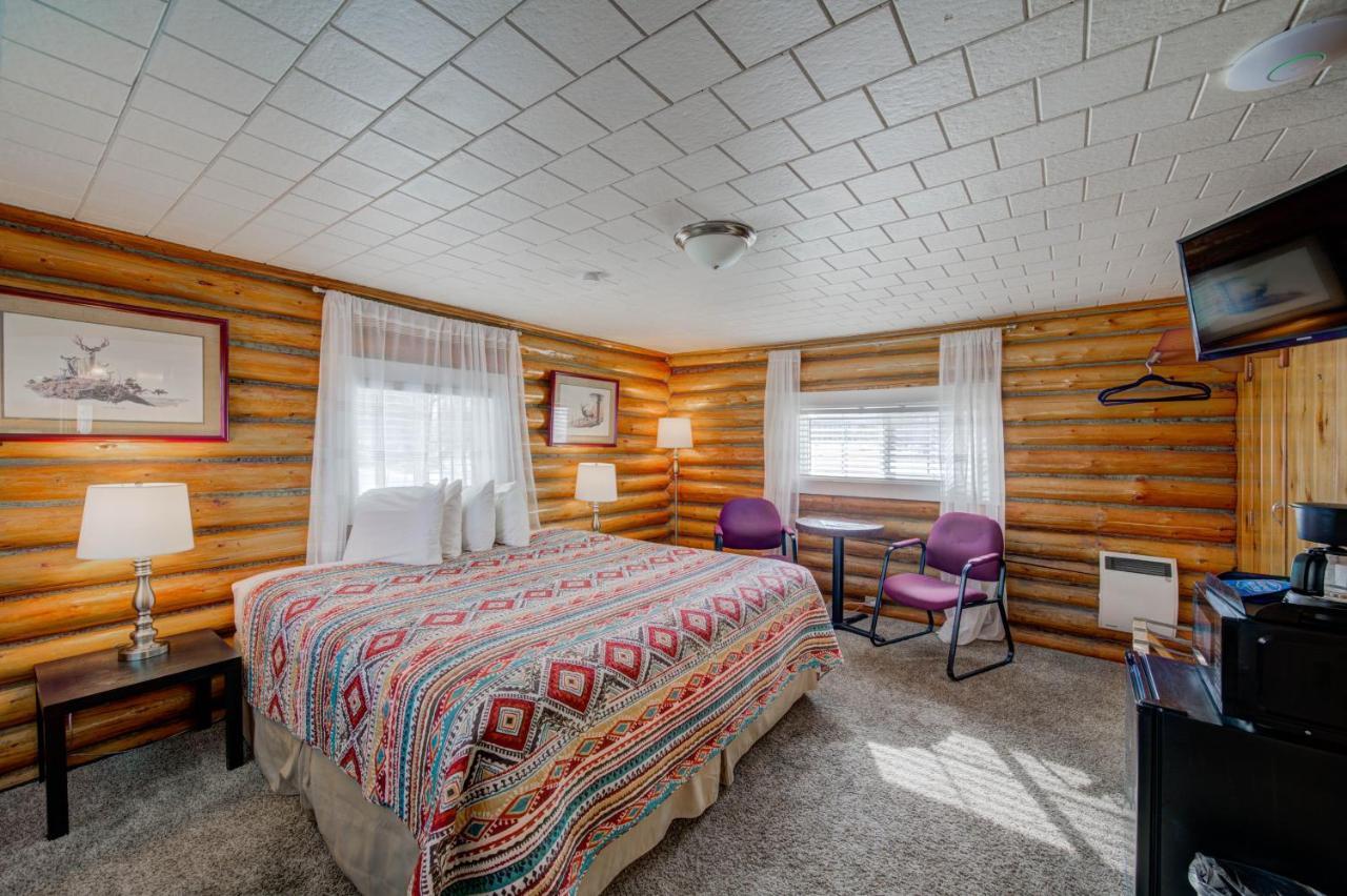 Sportsman'S Lodge エニス エクステリア 写真