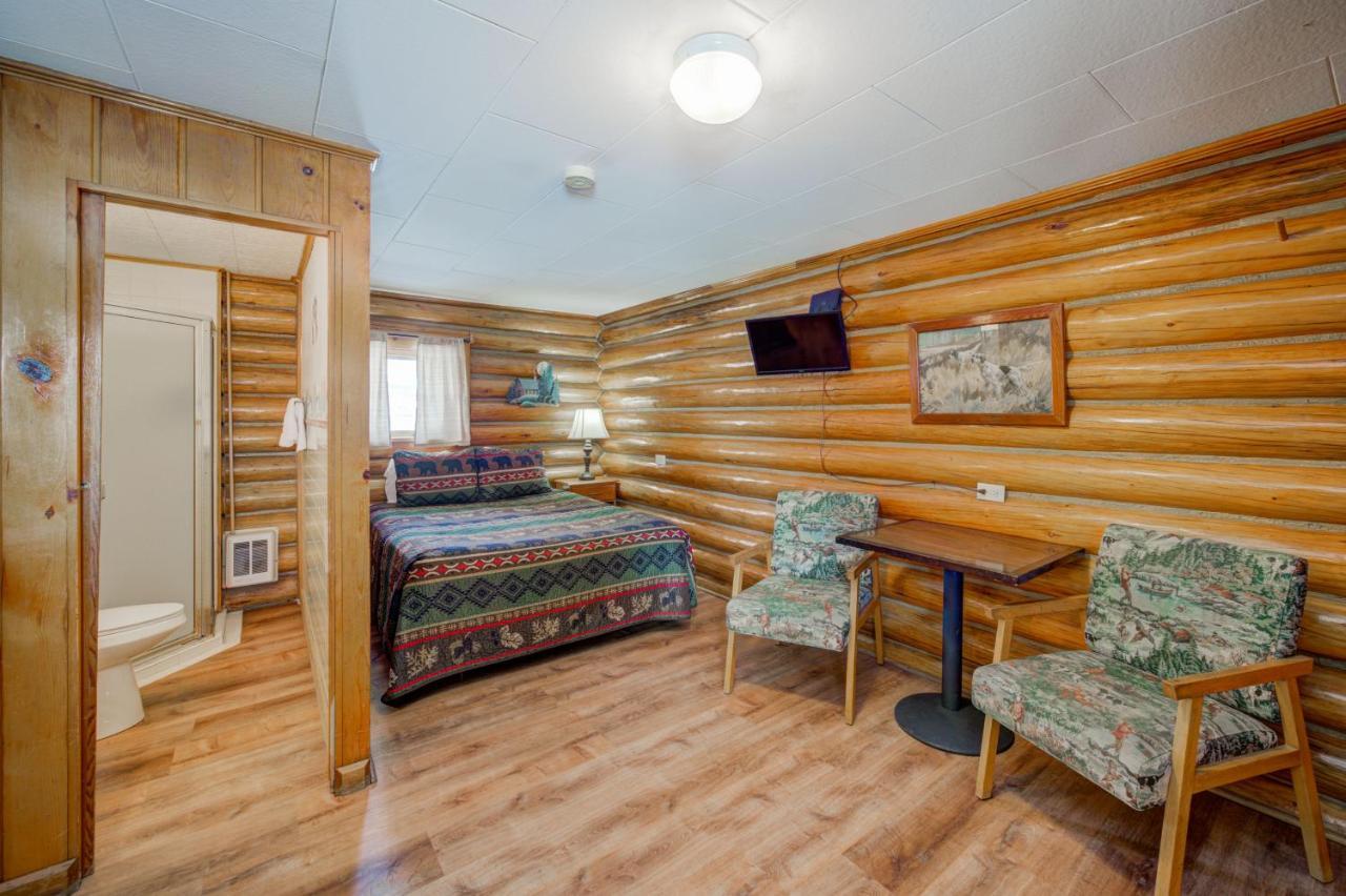 Sportsman'S Lodge エニス エクステリア 写真