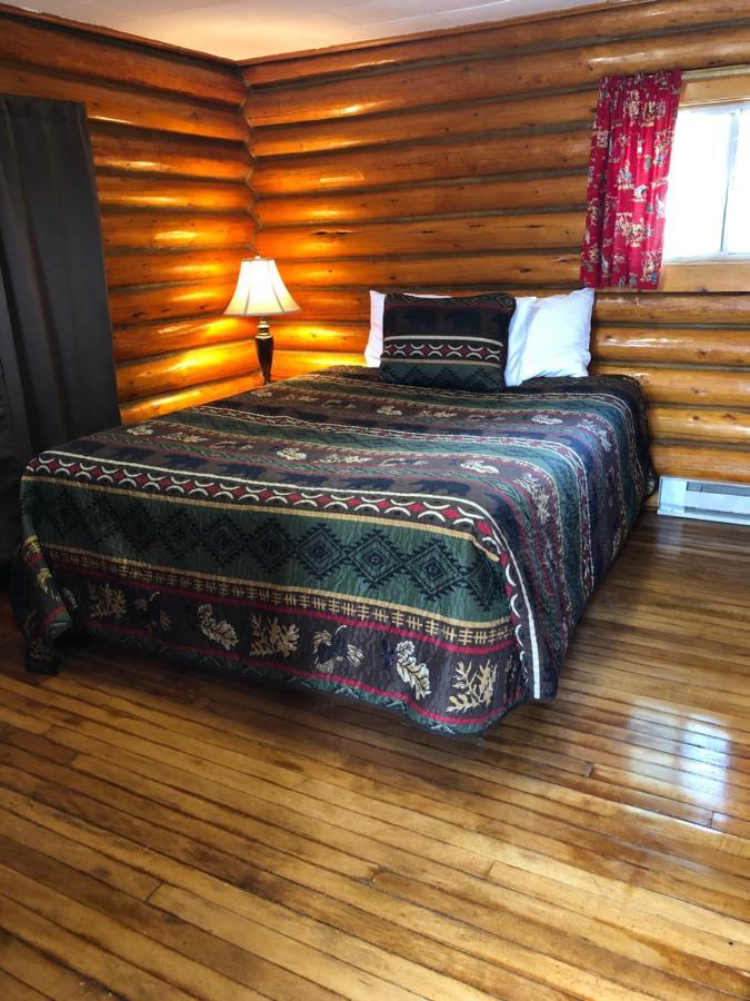 Sportsman'S Lodge エニス エクステリア 写真