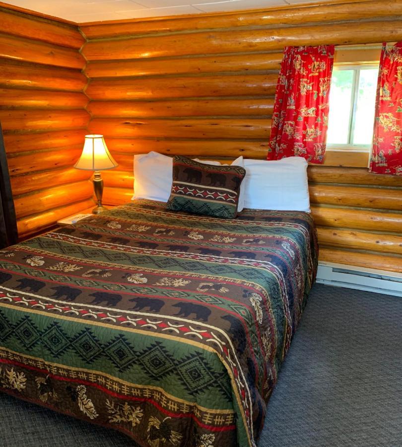 Sportsman'S Lodge エニス エクステリア 写真